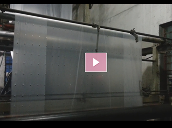 吹膜机塑料膜在线高速连续打孔-农膜气动打孔机视频